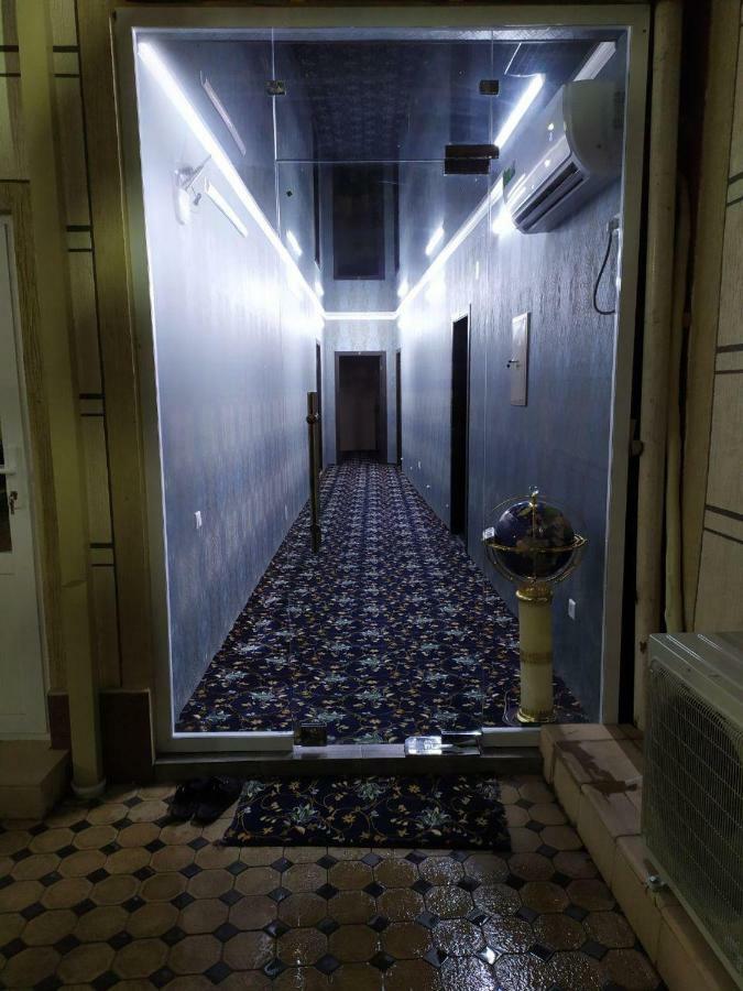 Uvaysiy Family Guest House Marghilon Bagian luar foto